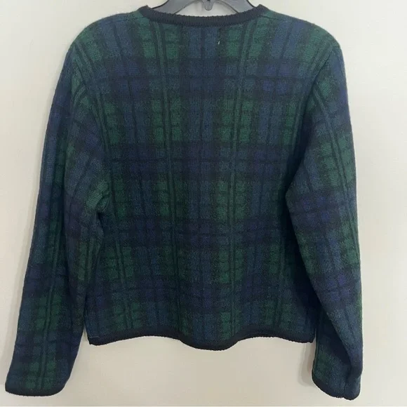 Tally-Ho Women's Size Medium Cardigan Wool Sweater Gold Buttons Plaid Green Blue - Picture 8 of 8